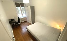 Floydroom'S Pau Chambre Hotes Dans Appartement Partage Proche Chateau